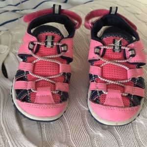 Carters size 7tod sandal/shoes Velcro $9